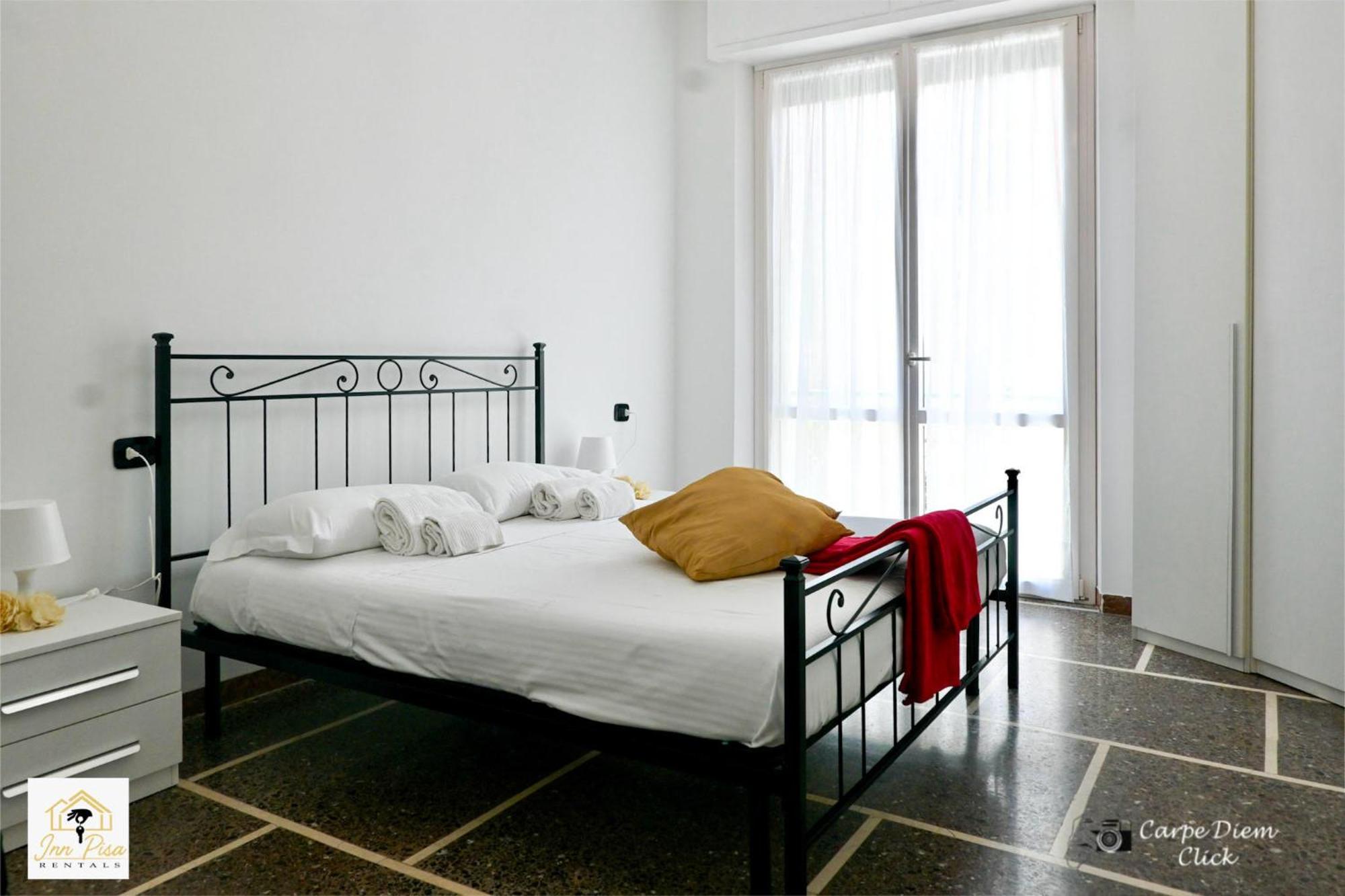 Inn Pisa Rentals 2- Starlight Central Flat Esterno foto