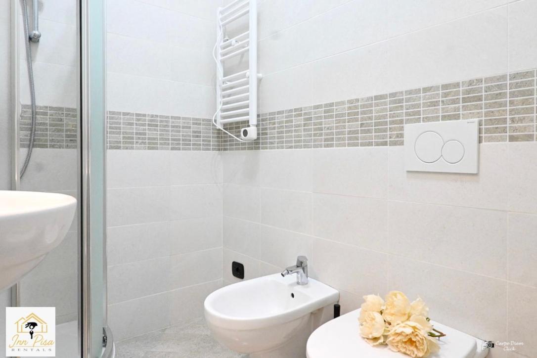 Inn Pisa Rentals 2- Starlight Central Flat Esterno foto