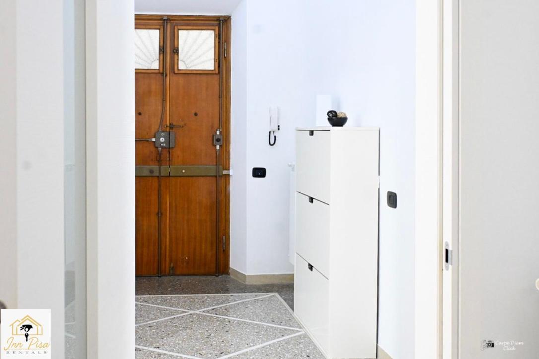 Inn Pisa Rentals 2- Starlight Central Flat Esterno foto