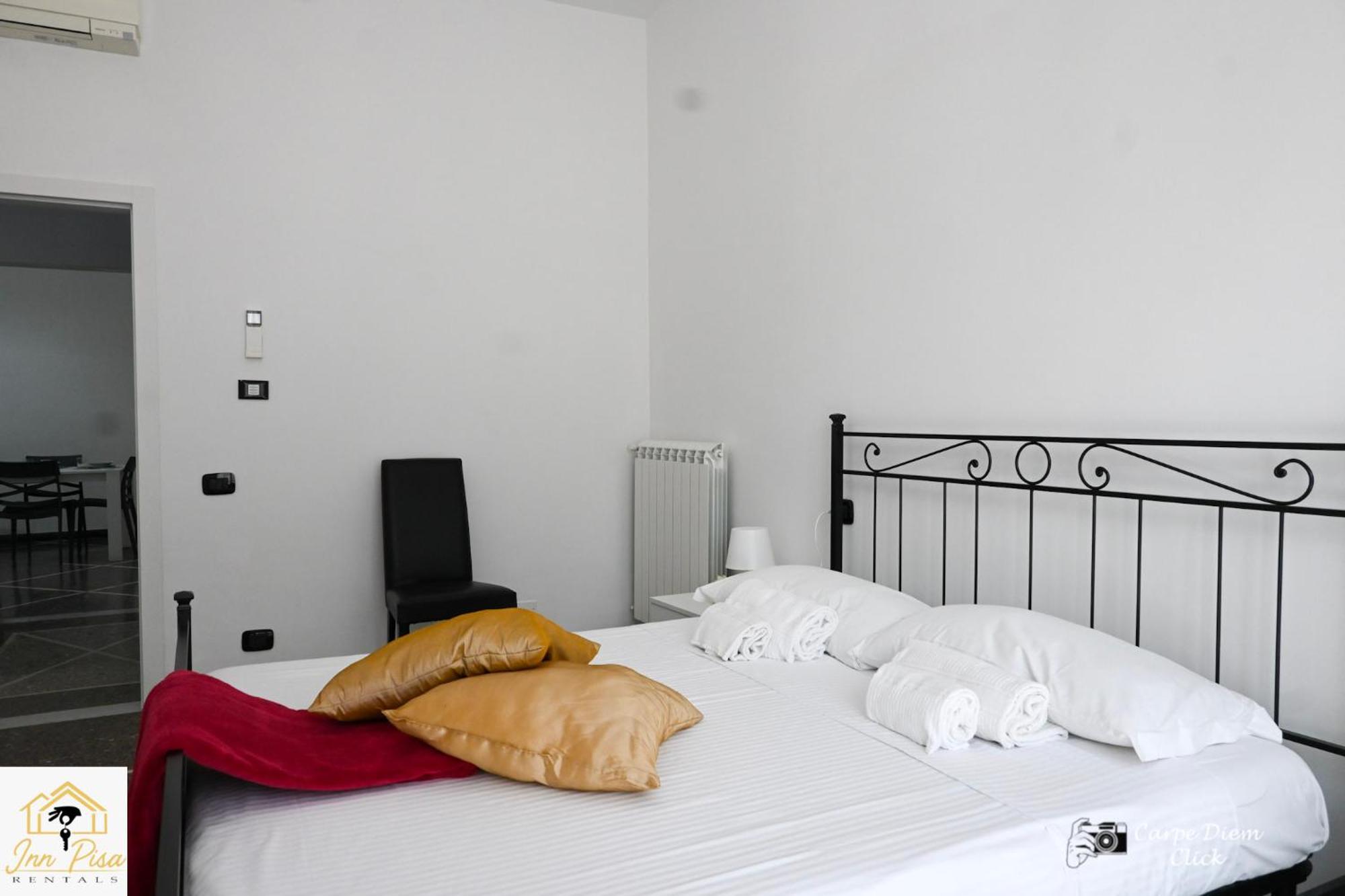 Inn Pisa Rentals 2- Starlight Central Flat Esterno foto